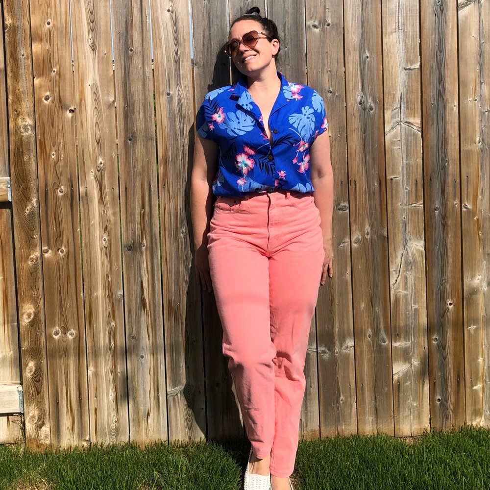 Meet your Posher, Tabs